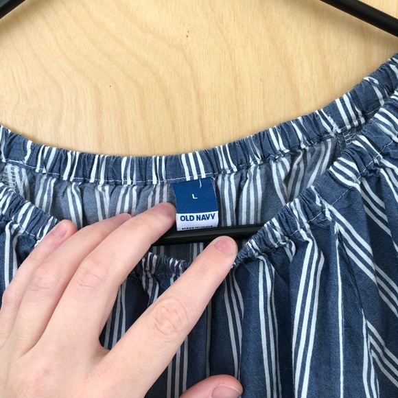 Old Navy blouse - Picture 3 of 4